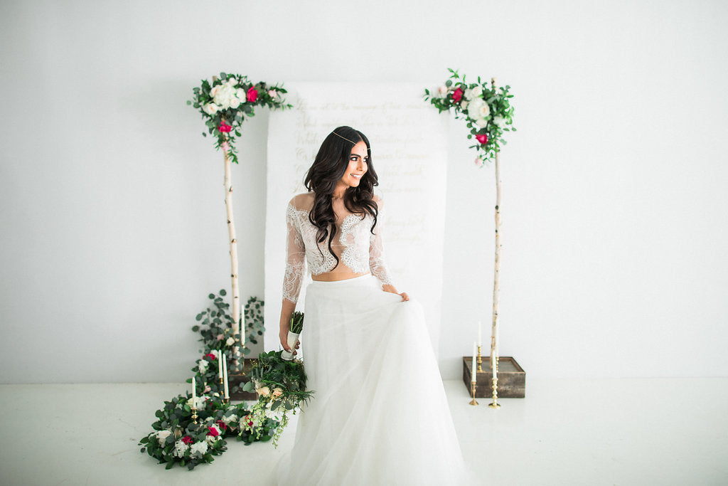 TWO-PIECE WEDDING DRESS TWO-PIECE WEDDING DRESS